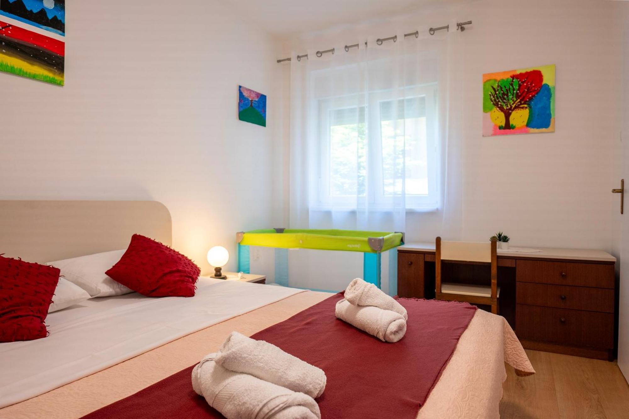 Apartment Arija Zara Esterno foto