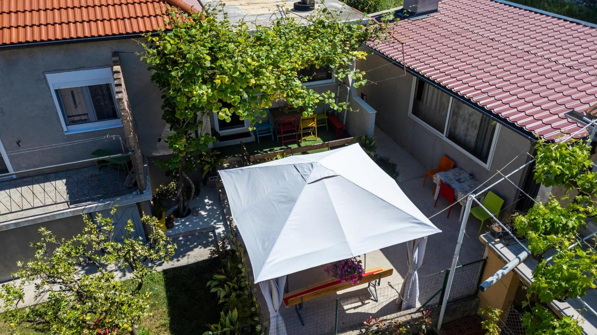 Apartment Arija Zara Esterno foto